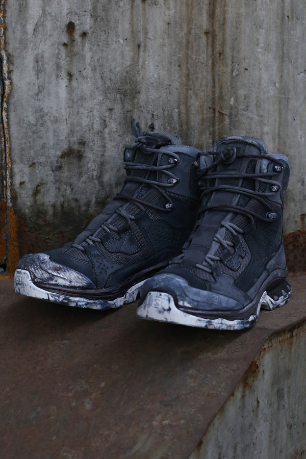 11 by boris bidjan saberi Hand-dyed high-top sports shoes series Very comfortable to wear Slightly increased height Made in Germany BOOT2-HEI Dyed black P111